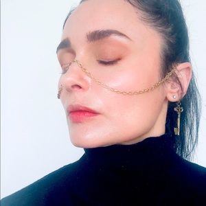 Fun Face Jewelry - LA-Based designer - name I don’t recall - loved & worn 1x 💫